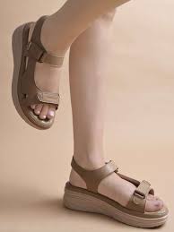 Sandal